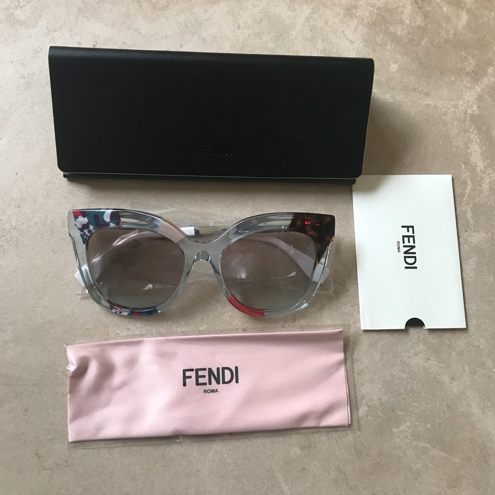 Fendi Women’s oversized printed sunglasses